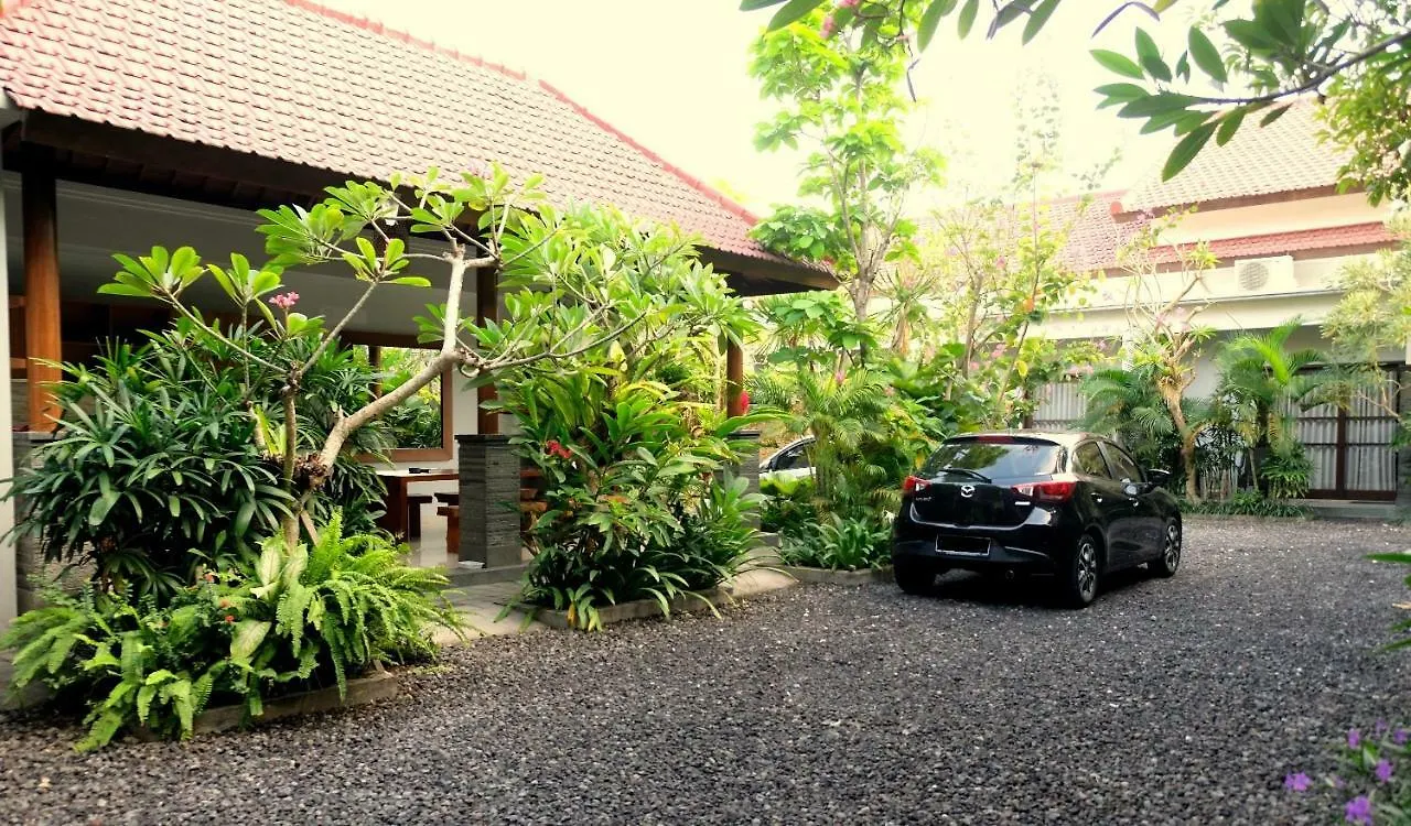 Hotel The New Moon Seminyak Indonesien